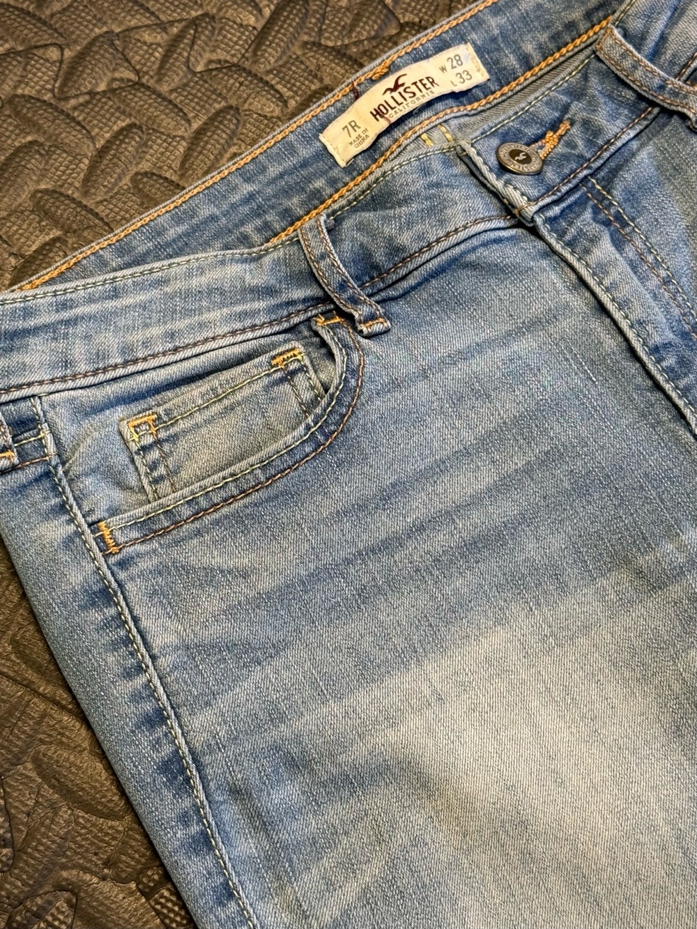 Hollister Y2K Low Rise Bootcut Light Wash Jeans Size W28 X L33 - Picture 4 of 9